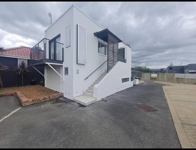 BUSINESS PROPERTY TO RENT IN AUDAS ESTATE